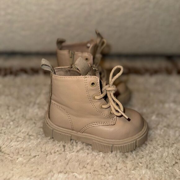 ZARA Baby Combat Boots - Picture 3 of 10